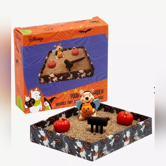 Halloween New Disney's Winnie The Pooh Halloween Sand Garden -BoxLunch Exclusive - Picture 1 of 11